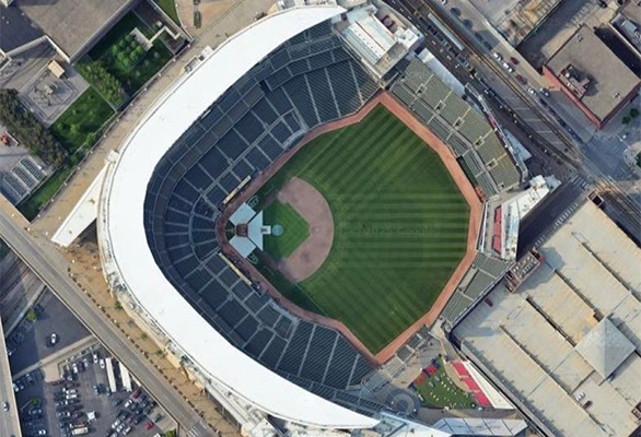 Bus Parking at Target Field